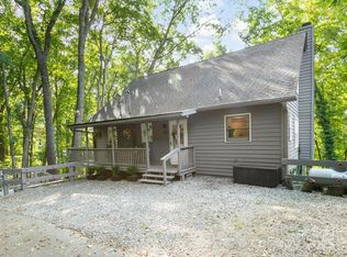 139 Kammerer Dr, Waynesville, NC 28785