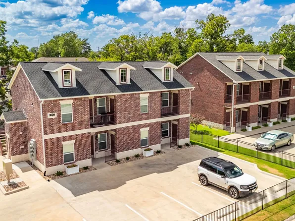 South Campus Studios, 2407 Bois D Arc St #4df7fea54, Commerce, TX 75428