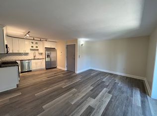 5620 Rippey St APT 204, Pittsburgh, PA 15206