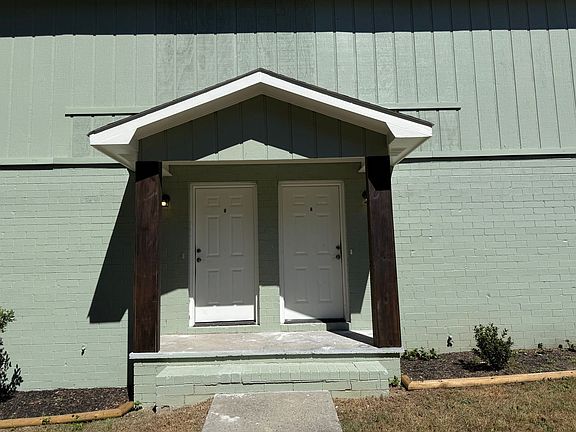2nd image of 3696 Case St #B