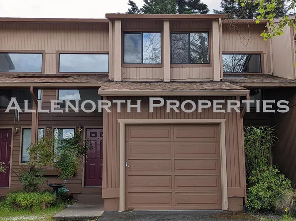 (undisclosed Address), Ashland, OR 97520