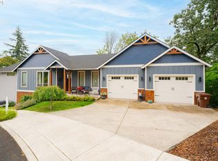 2012 NW Sierra Ln, Camas, WA 98607