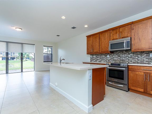 3rd image of 6070 NW 104th Ct Unit 6070