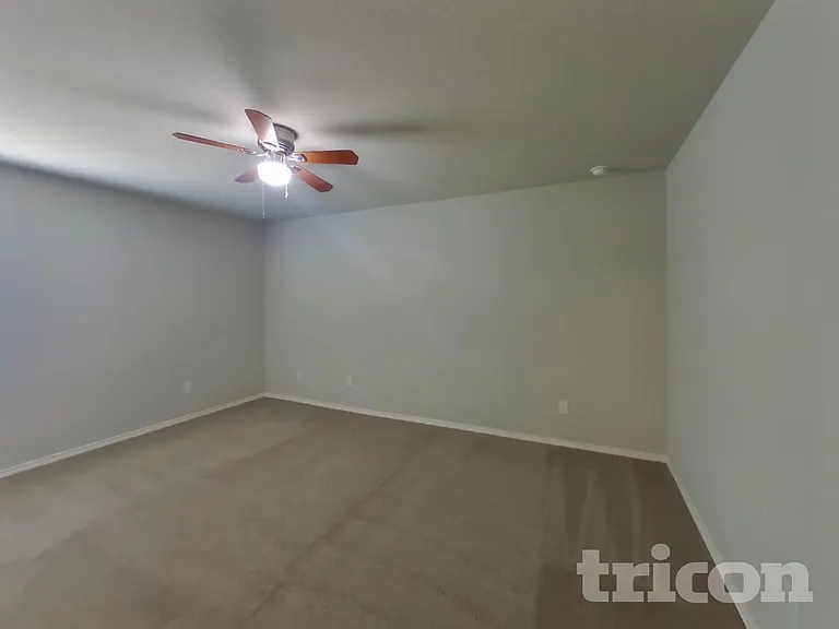 7422 Summer Blossom Ct — Photo 8