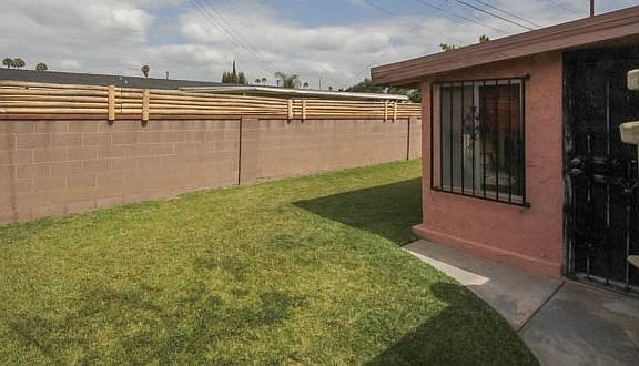4th image of 8441 Alburtis Ave