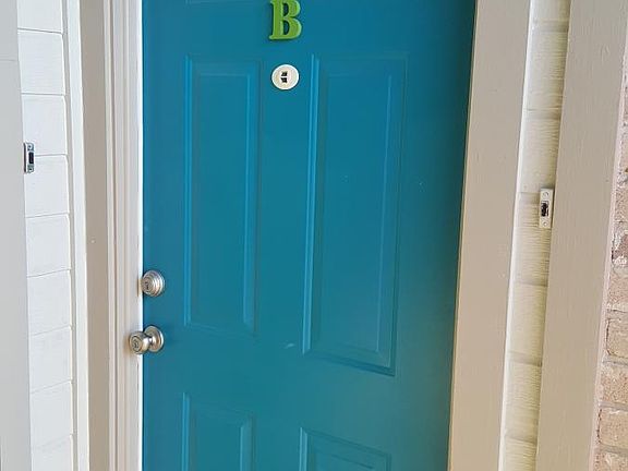 Apt B front door