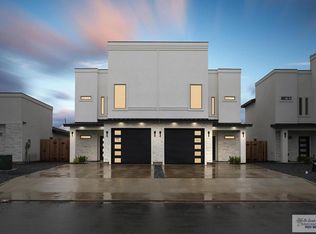 2009 New Combes Rd, Harlingen, TX 78550
