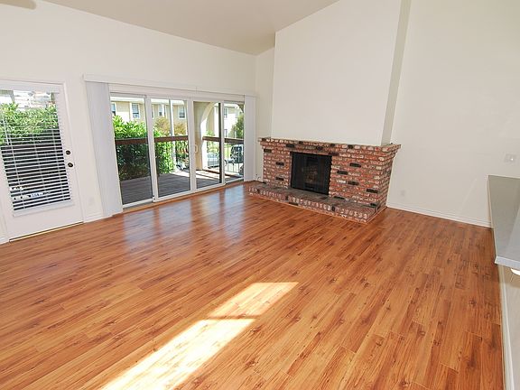 2nd image of 229 Argonne Ave #2