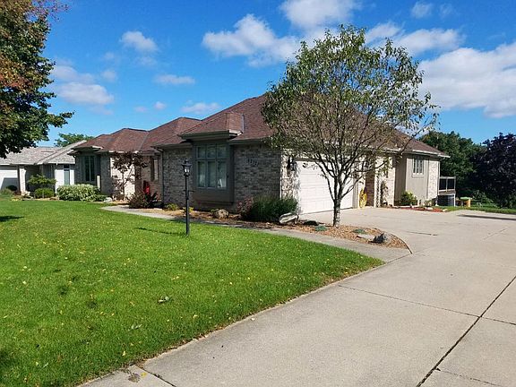 3rd image of 6272 Summerhill Dr