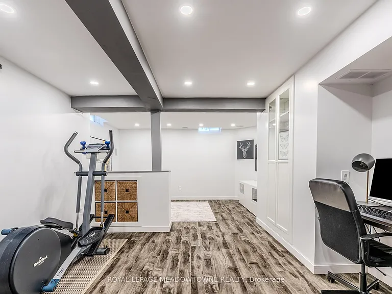 3206 Apricot St — Photo 38