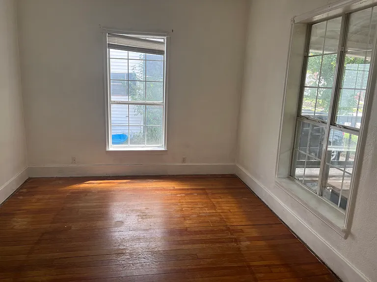 108 W Wallace St — Photo 6