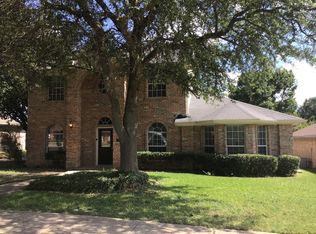 3204 Riverview Dr, Mesquite, TX 75181