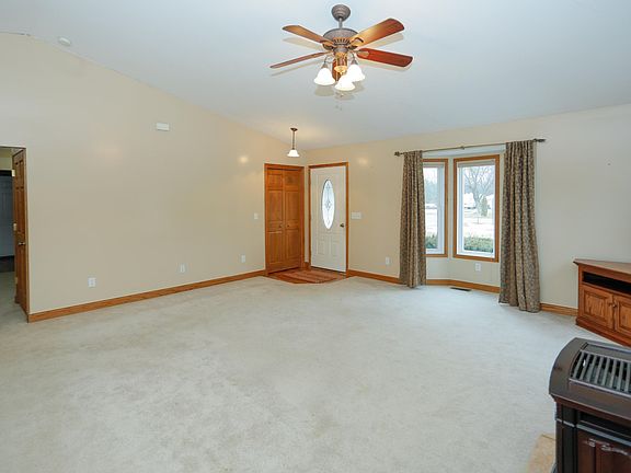 2115 101st Ave-105
