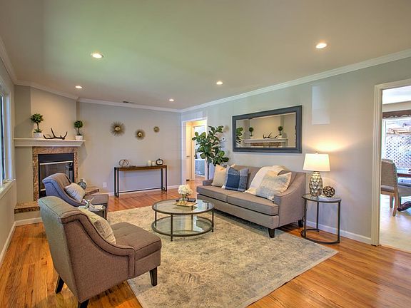 2nd image of 1058 Morningside Dr