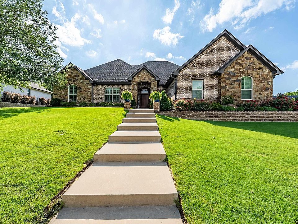 1st image of 2513 Barton Creek Cir
