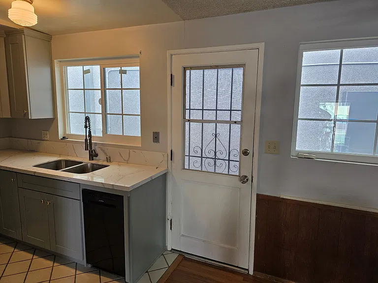 4995 Dubois Dr — Photo 3