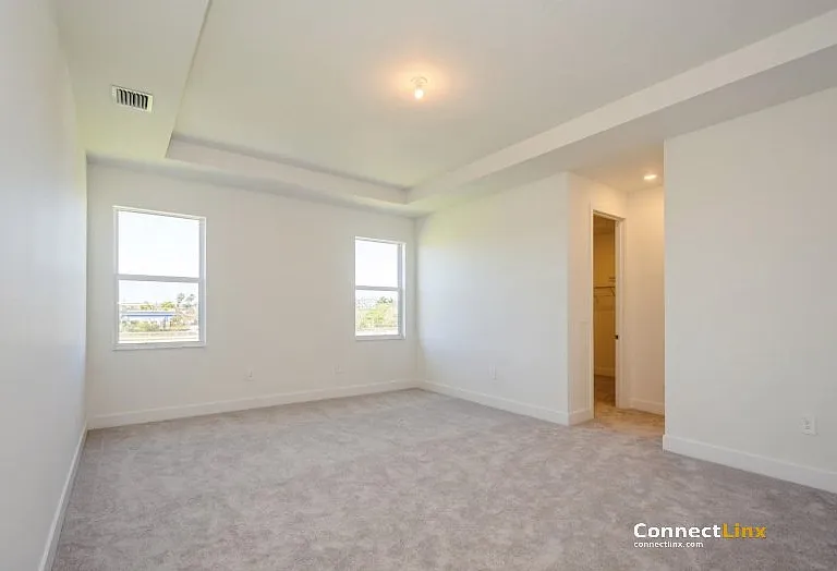 12290 SW 44th Ct — Photo 2