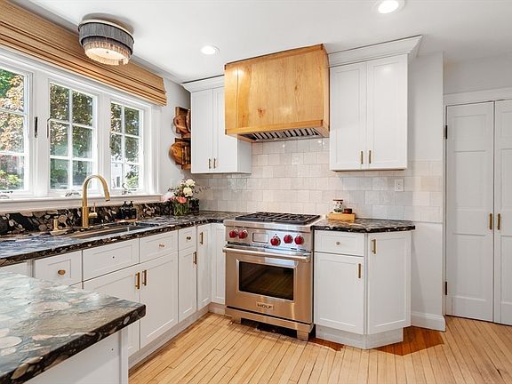 5th image of 79 Pleasant St