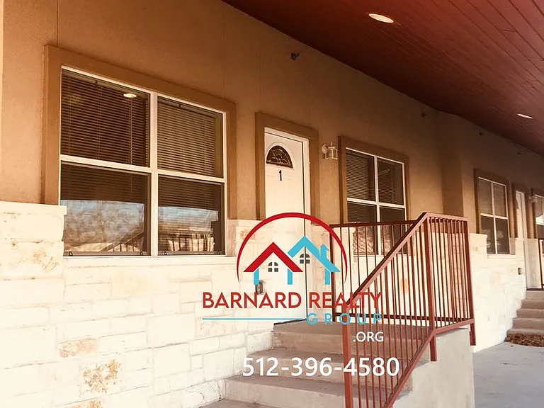 524 S. LBJ — Photo 16
