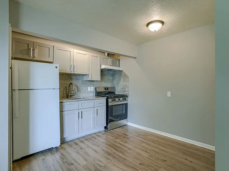 4505 Lafayette Ave — Photo 6