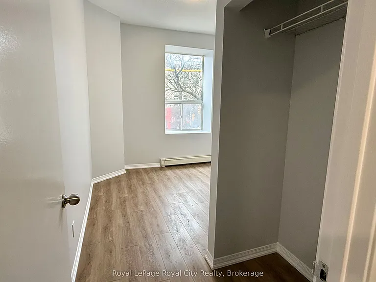 116 Wyndham St N #1 — Photo 8