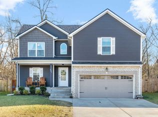 251 Azalea Dr, Oak Grove, KY 42262