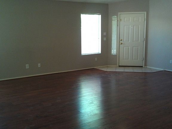 2nd image of 15676 W Saguaro Ln