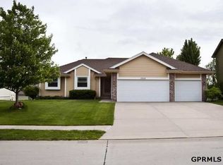 15065 Ohio St, Omaha, NE 68116