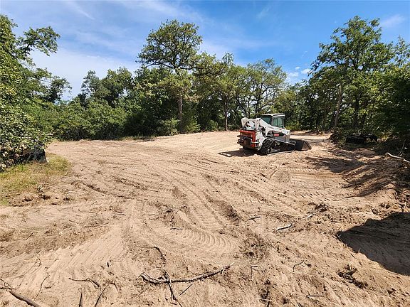 3rd image of SE 104th St