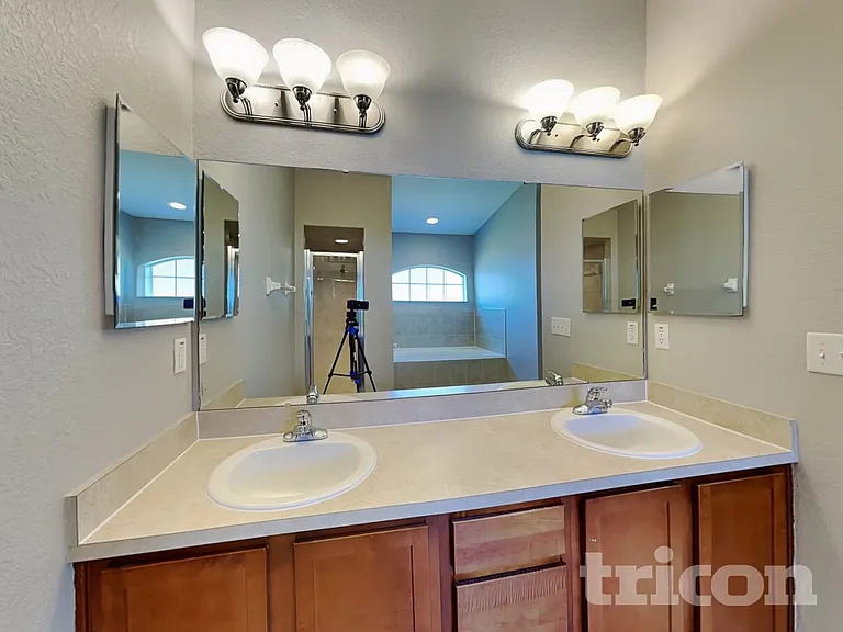 3382 Winchester Estates Cir — Photo 8