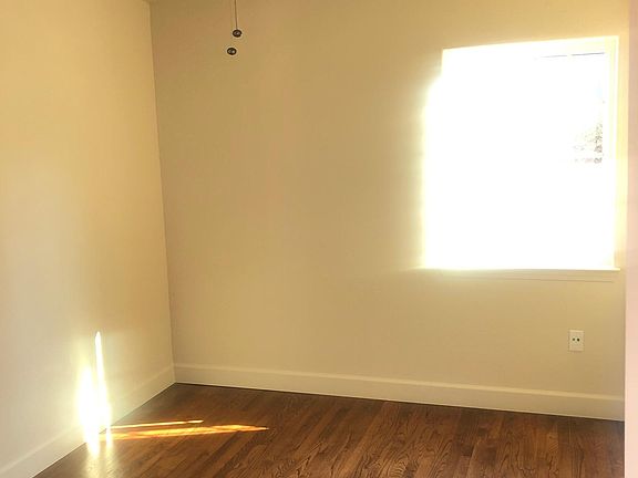 5th image of 275 N 20th St
