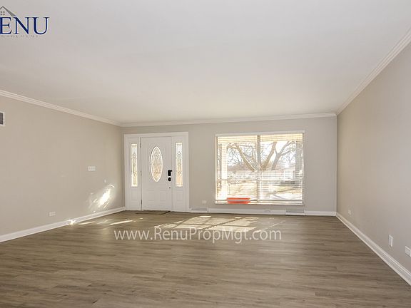 3rd image of 4035 Galaxie Dr