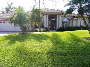 268 Monterey Dr, Naples, FL 34119