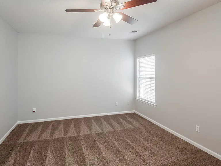 10182 Sorrento Pl — Photo 8