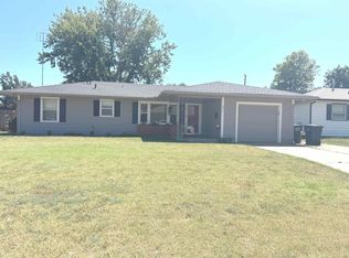 717 W Palm St, Enid, OK 73701