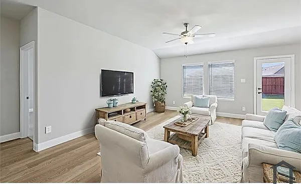 3805 High Valley Dr — Photo 25