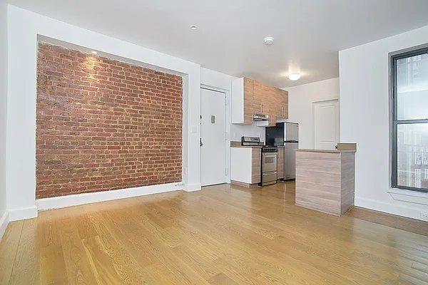 Rented by REAL New York | media 10