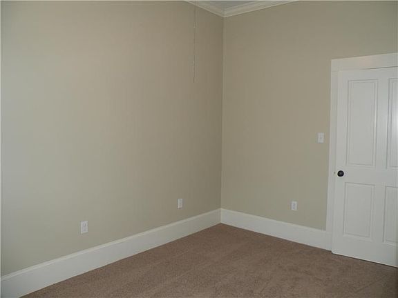 5th image of 825 General Taylor St