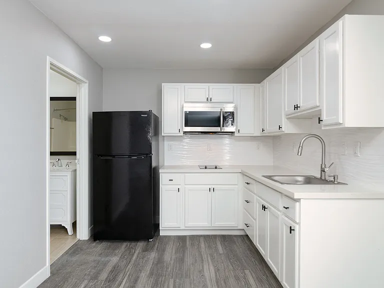 Avera Living - Memorial Apartments — Photo 66