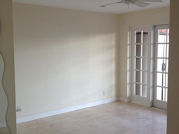 2nd image of 2420 SE 17th Street #406c