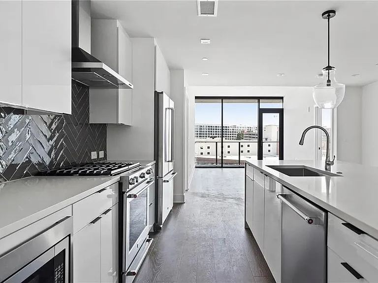 788 W Marietta St NW #508 — Photo 3