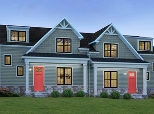 121 Courthouse Rd SW, Vienna, VA 22180