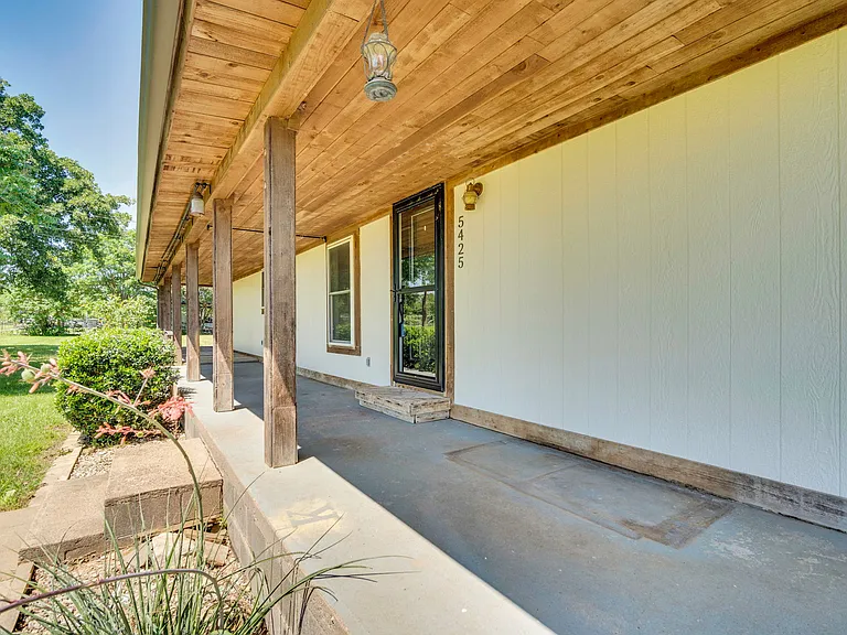 5425 County Road 319 — Photo 13