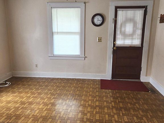 4th image of 112 Grasty St