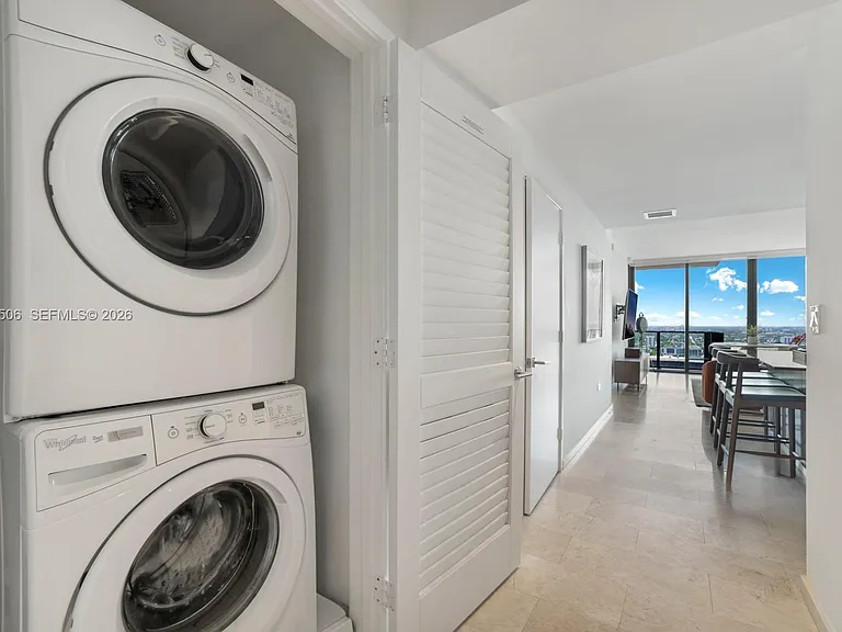 88 SW 7th St #2406 — Photo 18