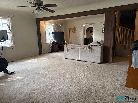 3rd image of 2106 Wallace St