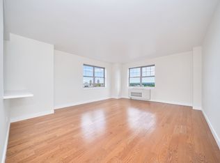 75-25 153rd St #PENTHOUSE 11, Flushing, NY 11367