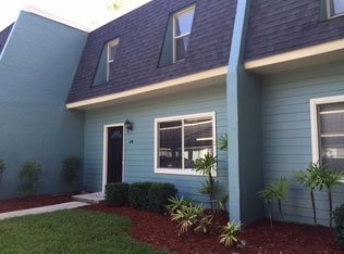 501 SW 75th St APT J2, Gainesville, FL 32607