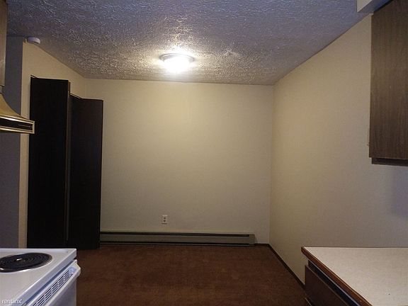 Dining Room-Washer/Dryer Closet