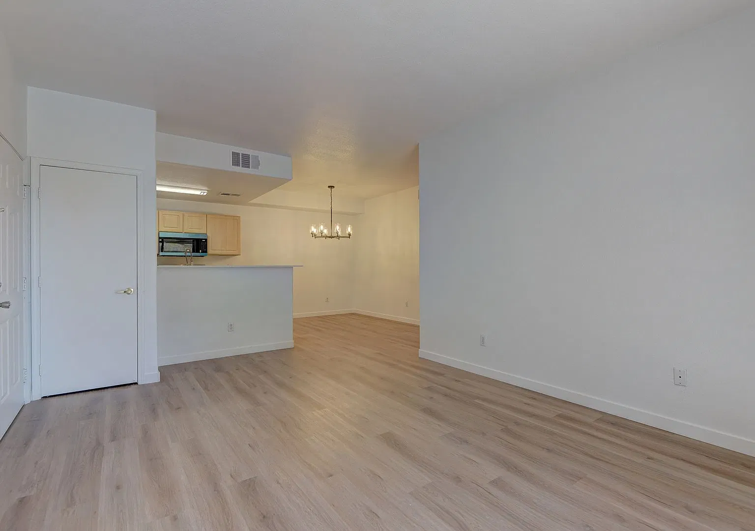 Beautifully remodeled 2-bedroom, 2-bathroom condo located in the highly desirable Skye Canyon area — Photo 4